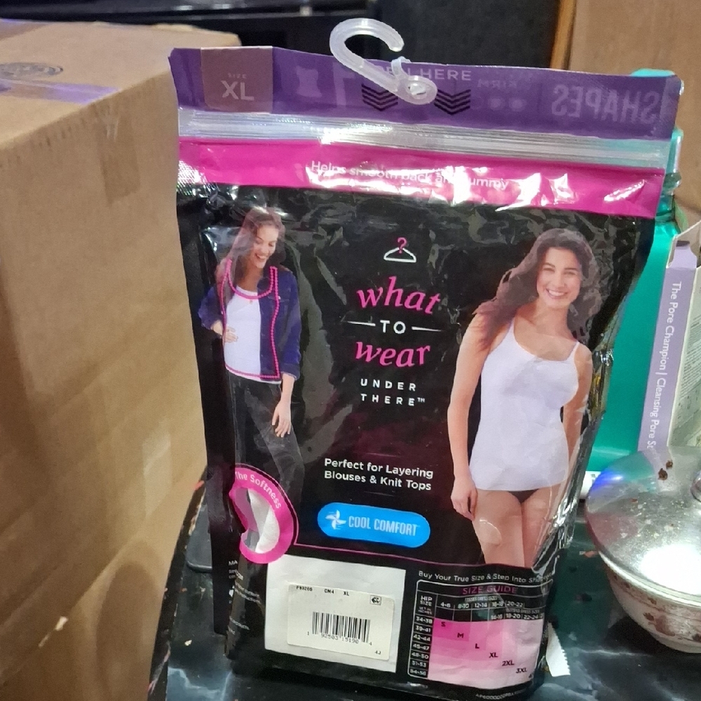 What to Wear White Tank Top